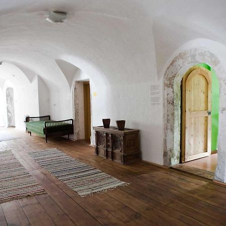 Romedihof Backpacker Hostel Karrösten Dış mekan fotoğraf