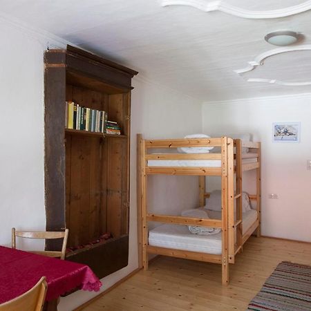 Romedihof Backpacker Hostel Karrösten Dış mekan fotoğraf