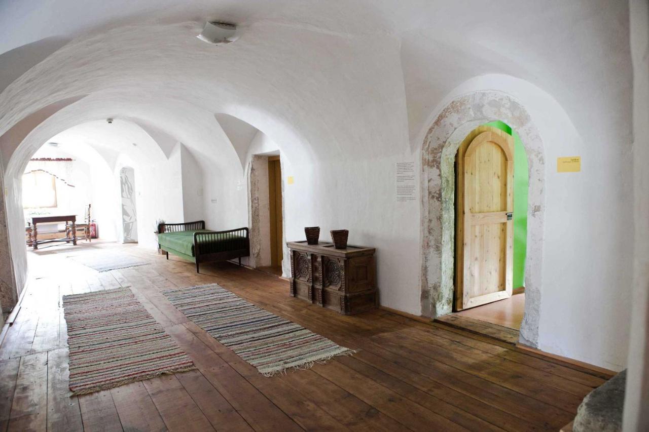 Romedihof Backpacker Hostel Karrösten Dış mekan fotoğraf