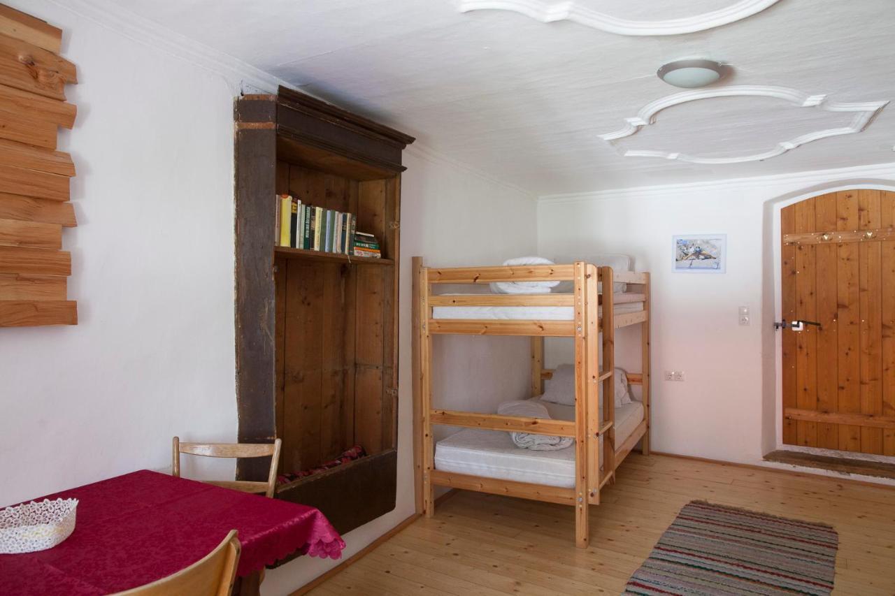 Romedihof Backpacker Hostel Karrösten Dış mekan fotoğraf